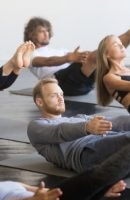 Séance de Pilates avec un coach sportif